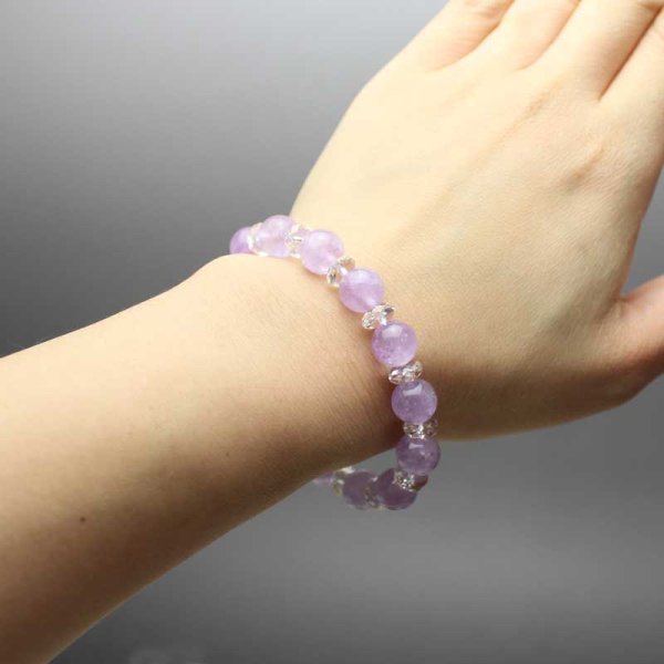 画像4: 癒し・リラックス♪10ミリ ラベンダーアメジスト カット水晶 パワーストーン ブレスレット 紫 パープル メンズ レディース 男性用 女性用 (4)