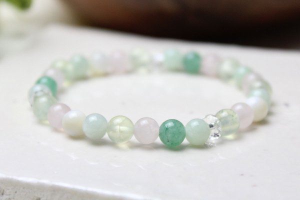 画像4: 【癒し・健康】 ビルマ翡翠・プレナイト・アベンチュリン・ローズクォーツ・マザーオブパール パワーストーン ブレスレット 天然石ブレスレット (4)