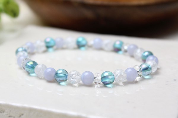 画像2: 【良好な人間関係】 アクアオーラ・ブルーレース・クラック水晶 その他 パワーストーン ブレスレット (2)
