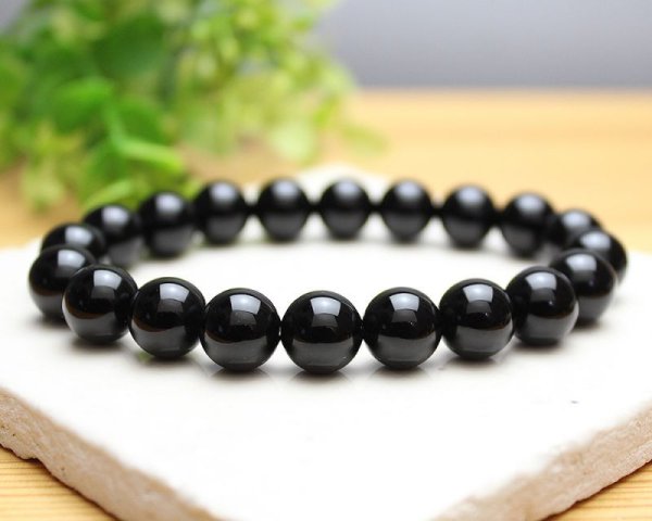 画像2: 王道!艶・極上 10ミリ ブラックオニキス  パワーストーン 天然石ブレスレット  (2)