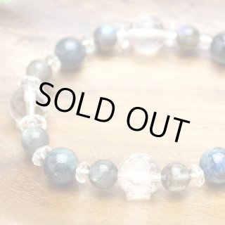 写真現品お届け】9.5ミリ クリアラブラドライト パワーストーン