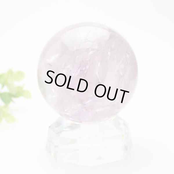 画像3: レインボー入 ラベンダーアメジスト 丸玉 約64ミリ 置石 (3)