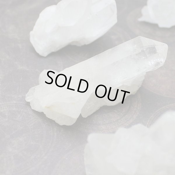 画像6: 【限定品】送料無料【すぐに使える浄化3点セット】ブラジル産水晶さざれ+ミニ水晶クラスター+木皿 浄化セット ※メール便不可 (6)