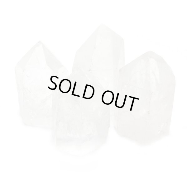 画像2: 【10%OFF!】結界水晶 4本セット 天然水晶ポイント 原石底辺カット 土地の浄化・磁場の改善・厄除け・家の運気を上げる・ 浄化 運気アップ 浄化アイテム 通常¥4,950 (2)