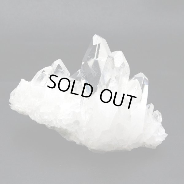 画像2: トマスゴンサガ産 水晶 クラスター 111g  トレー・さざれチップ付 (2)