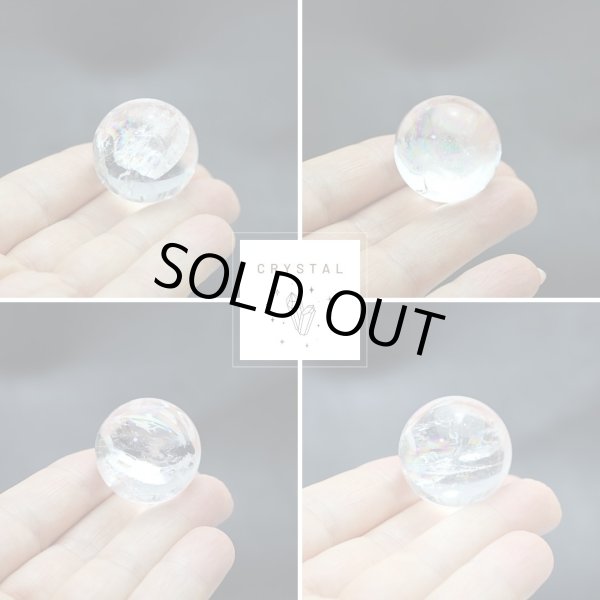 画像2: 【写真現品】【土地の浄化、磁場の改善に】レインボー入 地鎮用水晶 丸玉 5個セット 27〜32mm 地鎮祭 戸建て・マンションにも【解説明書付き】 地鎮祭 (2)